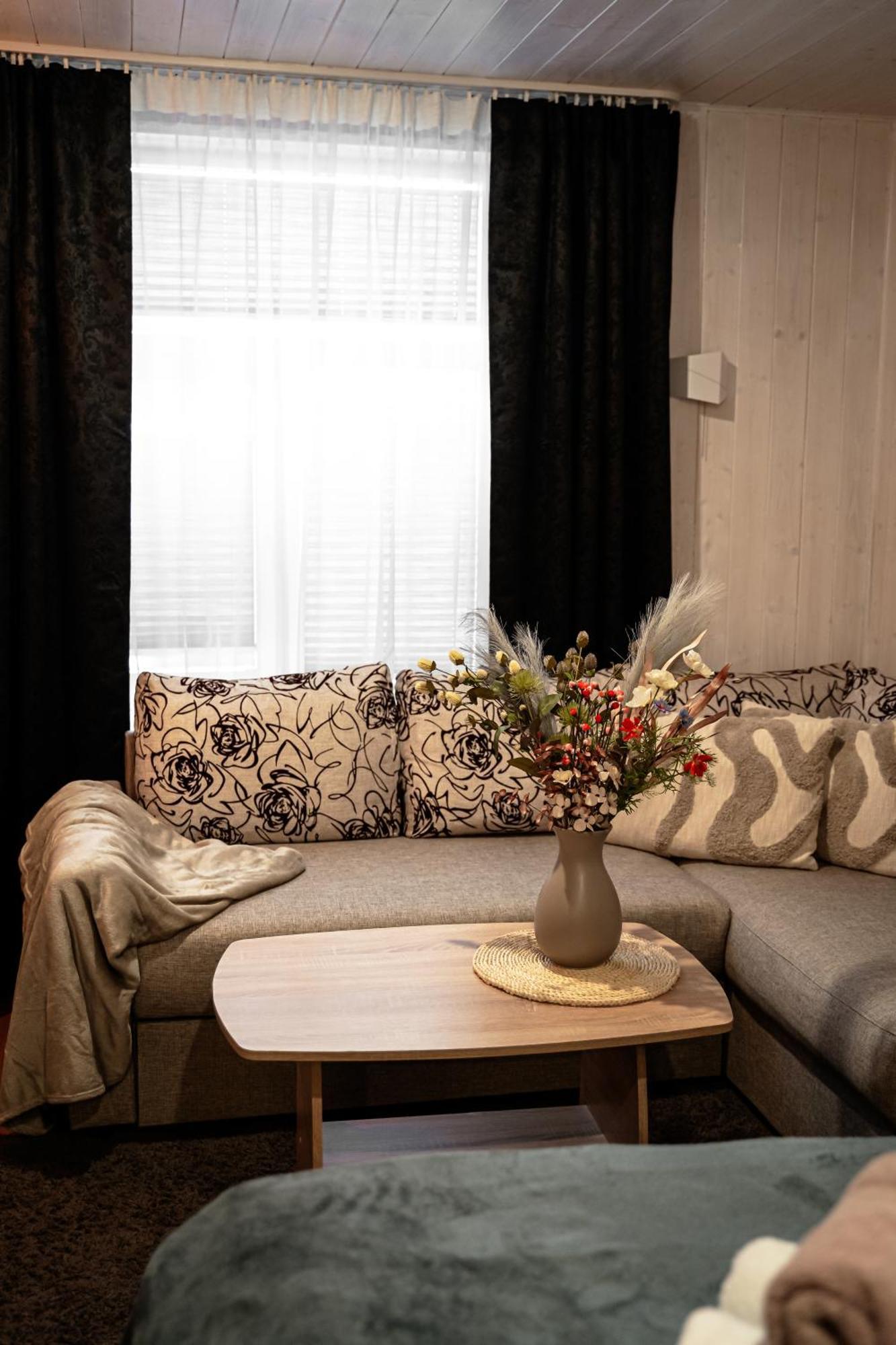 Aare Accommodation Valga Esterno foto